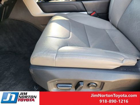Used 2024 Toyota Tundra Limited image 27