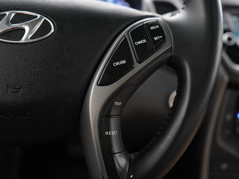 Used 2014 Hyundai Elantra Sport FWD image 23