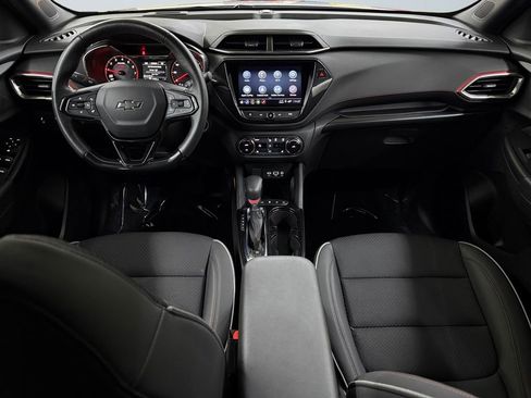 Used 2023 Chevrolet TrailBlazer RS w/ Convenience Package image 10