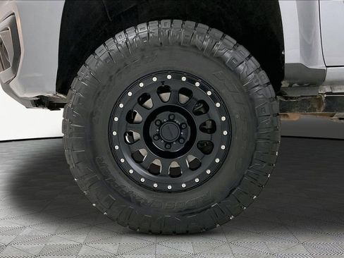 Used 2021 Chevrolet Colorado Z71 image 26