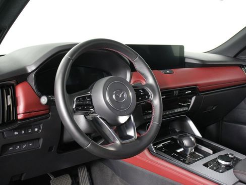 Used 2025 MAZDA CX-70 Plug-In Hybrid w/ Premium Plus AWD/4WD image 14