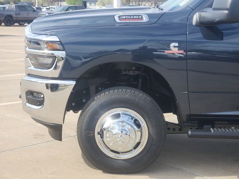 New 2026 RAM 3500 Tradesman image 5