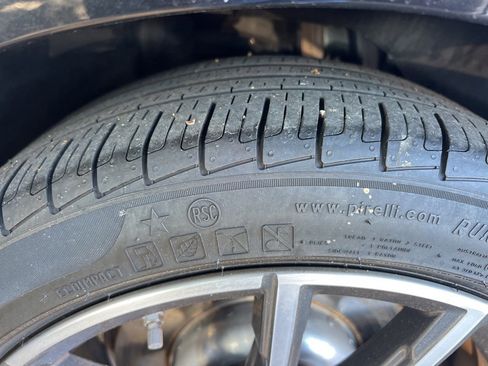 Used 2019 BMW 330i Sedan w/ Convenience Package image 10