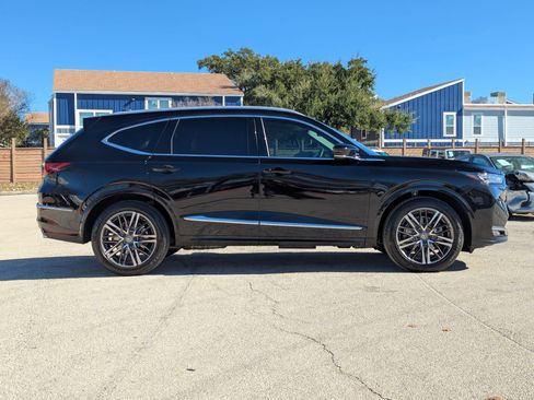 Certified 2025 Acura MDX SH-AWD w/ Advance Package image 3