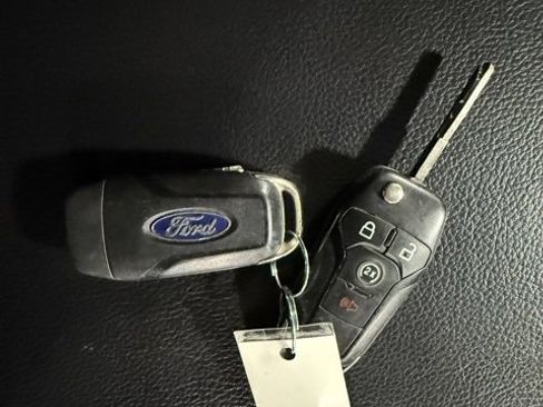 Used 2019 Ford F250 XLT w/ XLT Value Package image 40