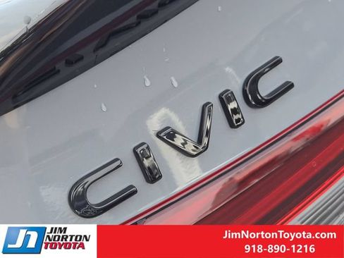 Used 2025 Honda Civic Si image 12