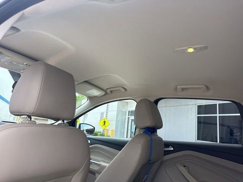 Used 2016 Ford Escape Titanium w/ Equipment Group 301A FWD image 4