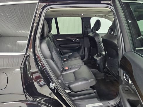 Used 2016 Volvo XC90 T6 Momentum AWD/4WD image 19