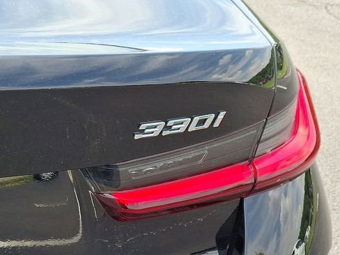 Certified 2025 BMW 330i xDrive Sedan w/ Convenience Package image 30