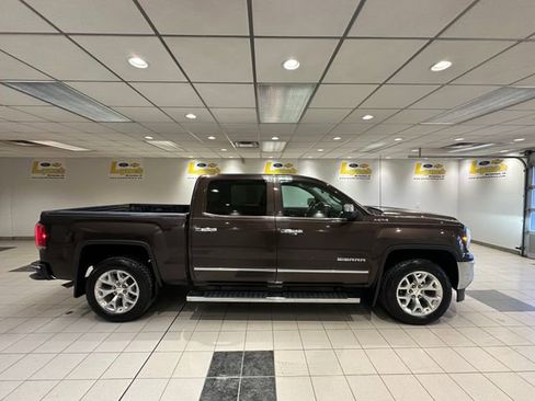 Used 2016 GMC Sierra 1500 SLT w/ SLT Premium Package image 3
