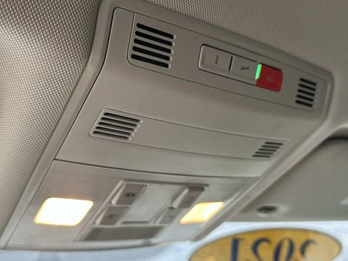 Used 2021 Volkswagen Jetta SE image 23