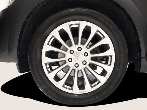 Used 2016 INFINITI QX80 4WD w/ 22" Wheel Package image 9