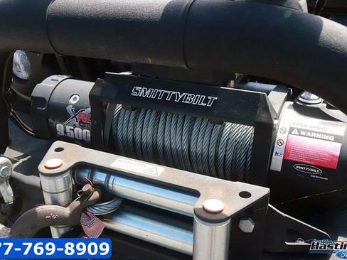 Used 2016 Jeep Wrangler Unlimited Sahara AWD/4WD image 25