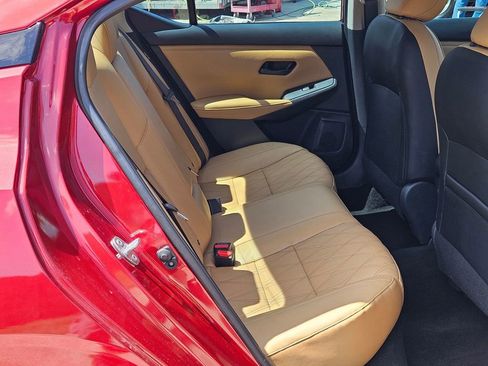 Used 2025 Nissan Sentra SV w/ SV Premium Package FWD image 25