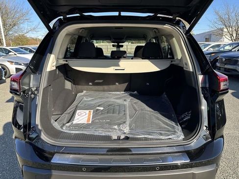 New 2026 Nissan Rogue SV w/ Cold Weather Package image 12