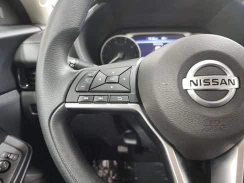 Used 2023 Nissan Sentra SV FWD image 22