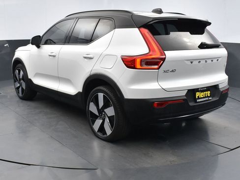 Used 2024 Volvo XC40 Recharge Plus w/ Protection Package Premier image 11