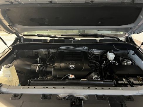 Used 2020 Toyota Tundra SR5 image 17