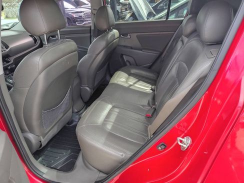 Used 2011 Kia Sportage EX w/ Premium Pkg w/Leather Seats image 6