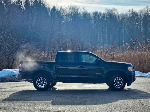 Certified 2021 GMC Canyon AT4 image 2