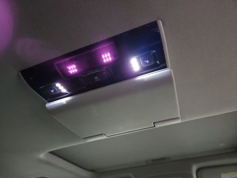 Used 2017 GMC Yukon Denali w/ Open Road Package image 20