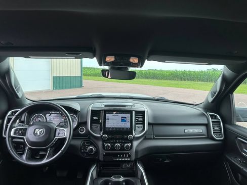 Used 2022 RAM 1500 Big Horn AWD/4WD image 26