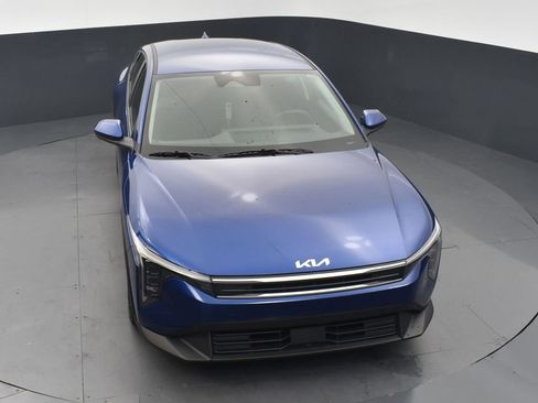 Certified 2025 Kia K4 LXS FWD image 39