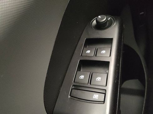Used 2020 Chevrolet Sonic LT FWD image 27