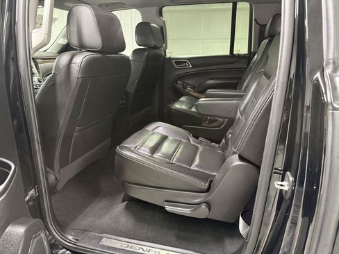Used 2020 GMC Yukon XL Denali w/ Open Road Package AWD/4WD image 30