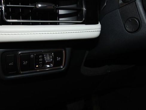 Used 2025 Lincoln Aviator Reserve w/ Equipment Group 201A image 10