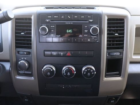 Used 2011 RAM 1500 ST w/ ST Popular Equipment Group AWD/4WD image 32