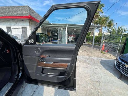 Used 2016 Land Rover Range Rover HSE AWD/4WD image 20