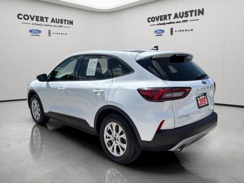 Used 2025 Ford Escape Active FWD image 3