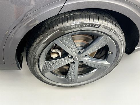 Used 2022 Genesis GV70 3.5T Sport w/ Sport Prestige Package AWD/4WD image 33