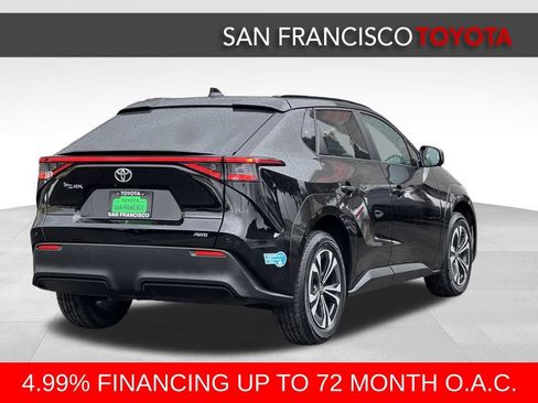 Used 2023 Toyota bZ4X XLE w/ Weather Package image 5