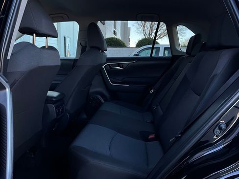 Used 2025 Toyota RAV4 XLE image 12