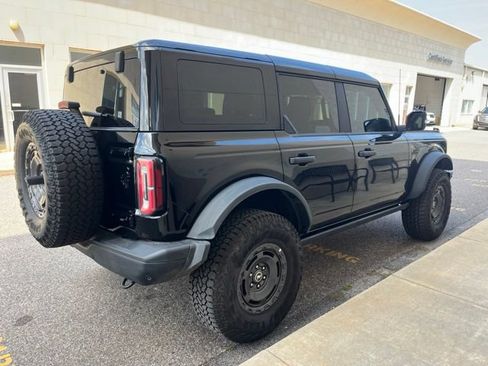 Used 2025 Ford Bronco Badlands AWD/4WD image 4