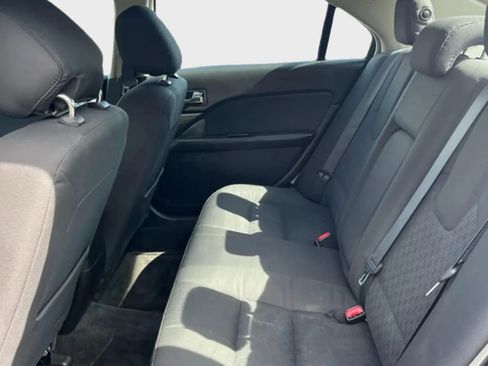 Used 2012 Ford Fusion SE FWD image 9