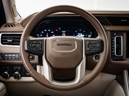 Used 2023 GMC Yukon Denali w/ Max Trailering Package image 46