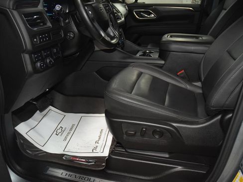 Used 2024 Chevrolet Suburban Z71 w/ Off-Road Capability Package AWD/4WD image 38