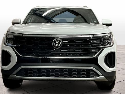 New 2026 Volkswagen Atlas Cross Sport SEL image 5