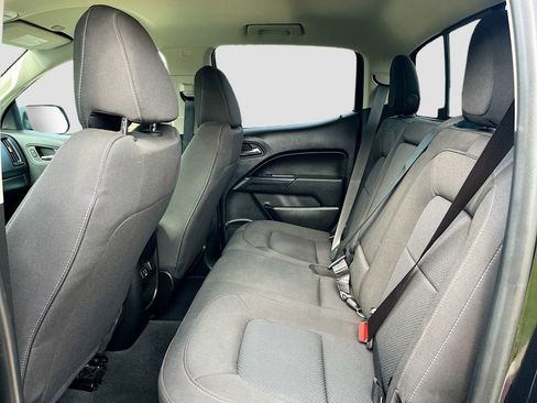 Used 2022 Chevrolet Colorado LT w/ LT Convenience Package image 24