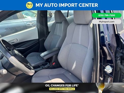 Used 2024 Toyota Corolla SE FWD image 7