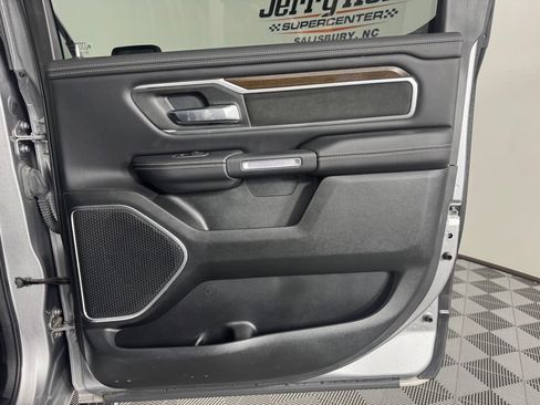 Used 2021 RAM 1500 Laramie AWD/4WD image 42