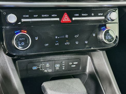 Used 2025 Hyundai Tucson SEL AWD/4WD image 23