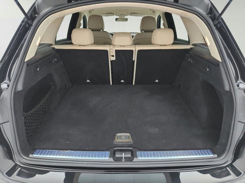 Used 2020 Mercedes-Benz GLC 300 image 33