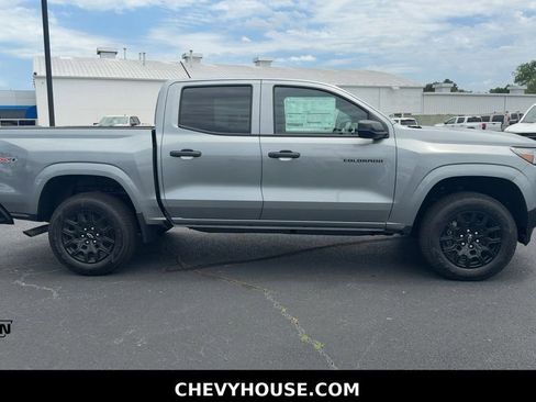 New 2026 Chevrolet Colorado W/T w/ WT Custom Package AWD/4WD image 2