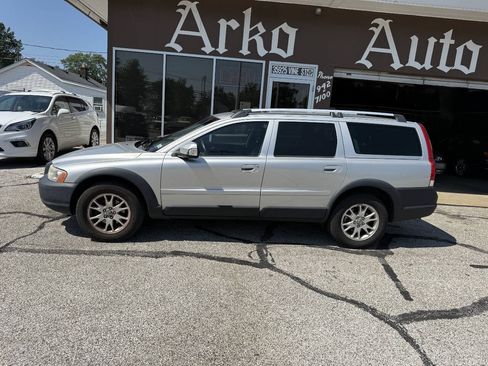 Used 2007 Volvo XC70 AWD/4WD image 5