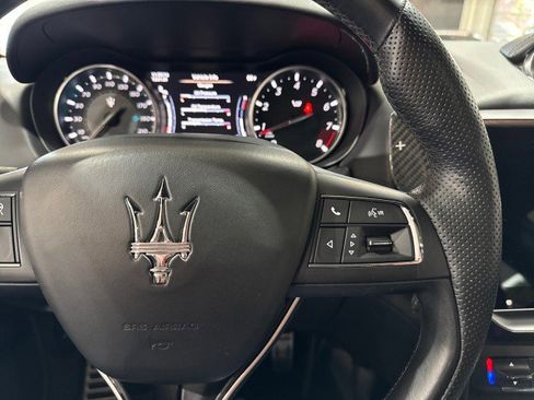 Used 2022 Maserati Ghibli Trofeo image 70