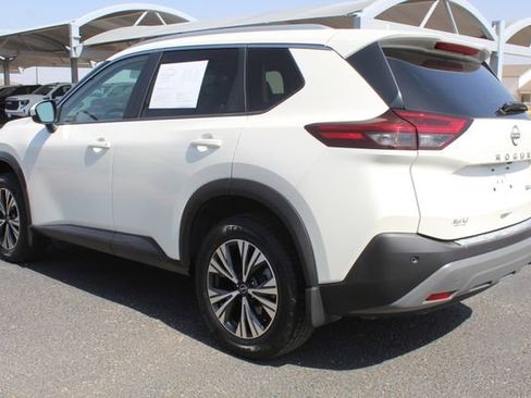 Used 2023 Nissan Rogue SV w/ SV Premium B Package AWD/4WD image 8